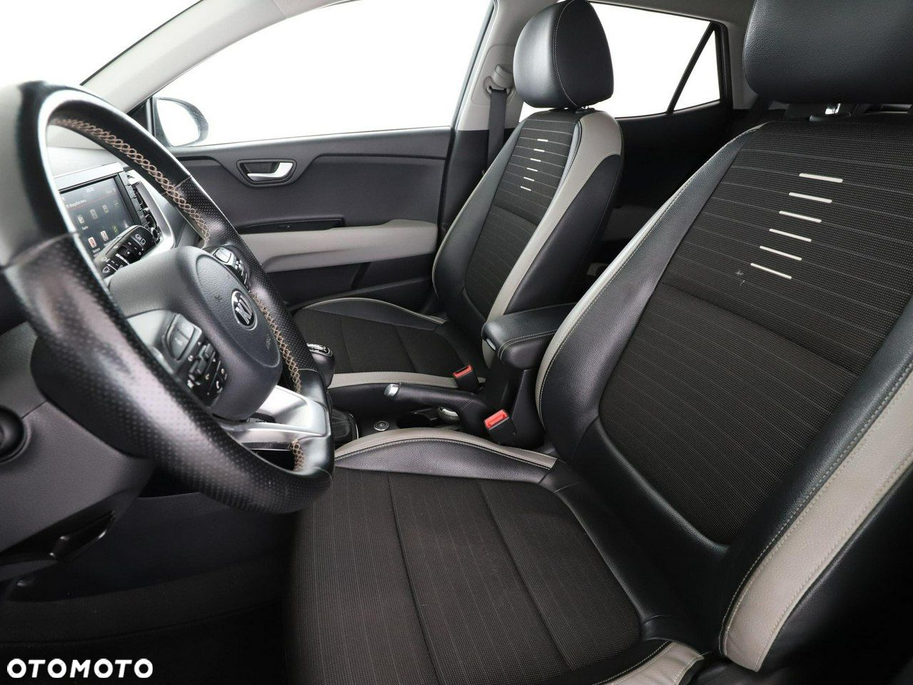 Kia Stonic - 13