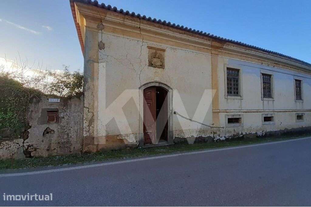 Quinta histórica com uma ampla área de construção em Pias, Ferreira do - Grande imagem: 3/40