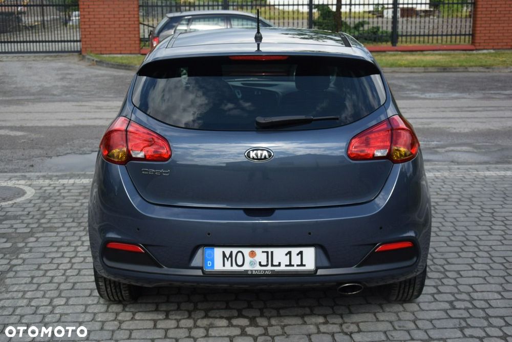 Kia Ceed 1.4 CVVT Dream Team Edition - 13