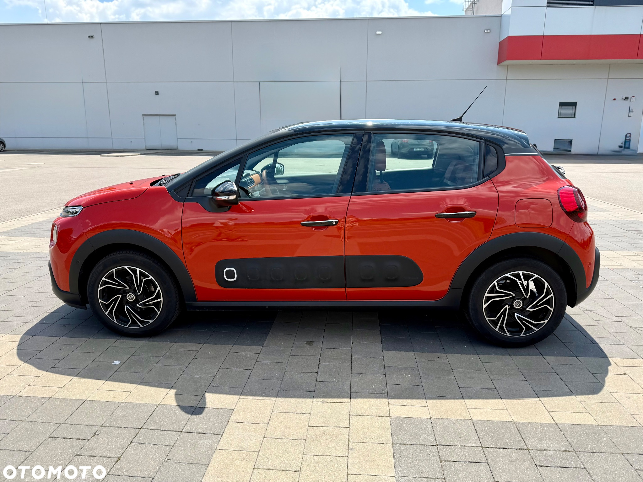 Citroën C3 1.2 PureTech Shine S&S EAT6 - 2