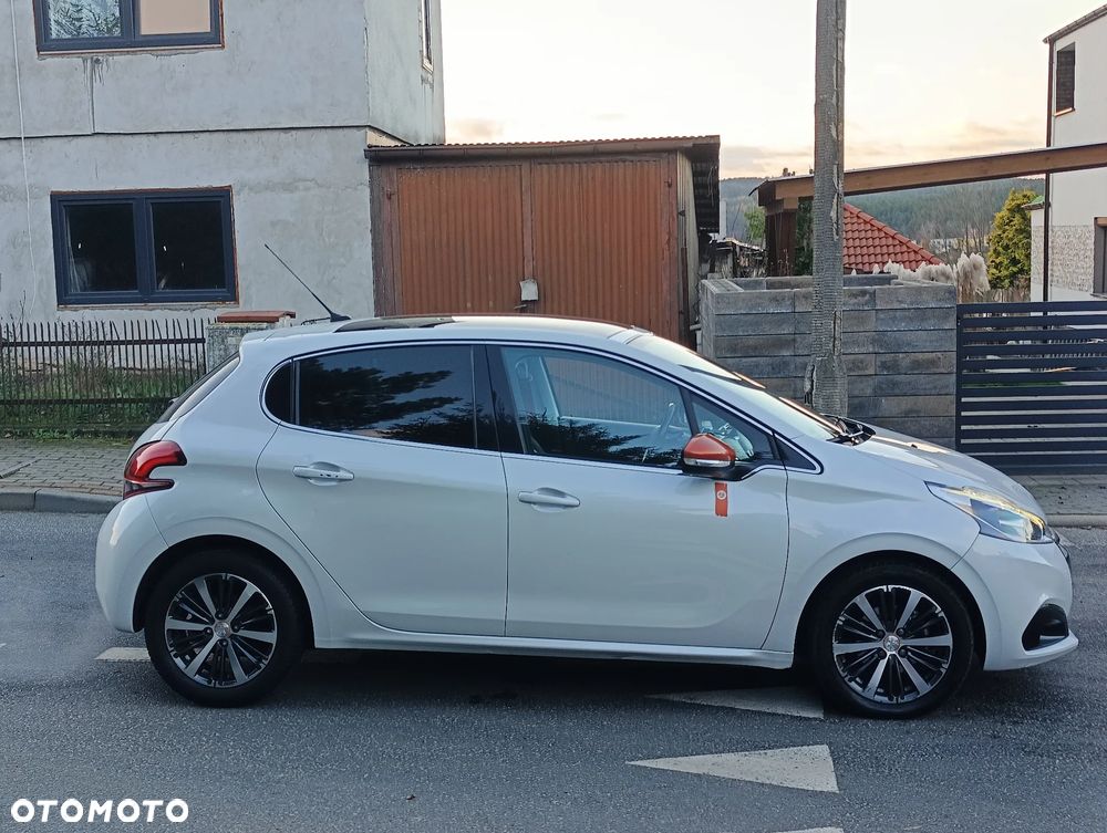 Peugeot 208 PureTech 110 Stop & Start EAT6 Tech Edition - 31