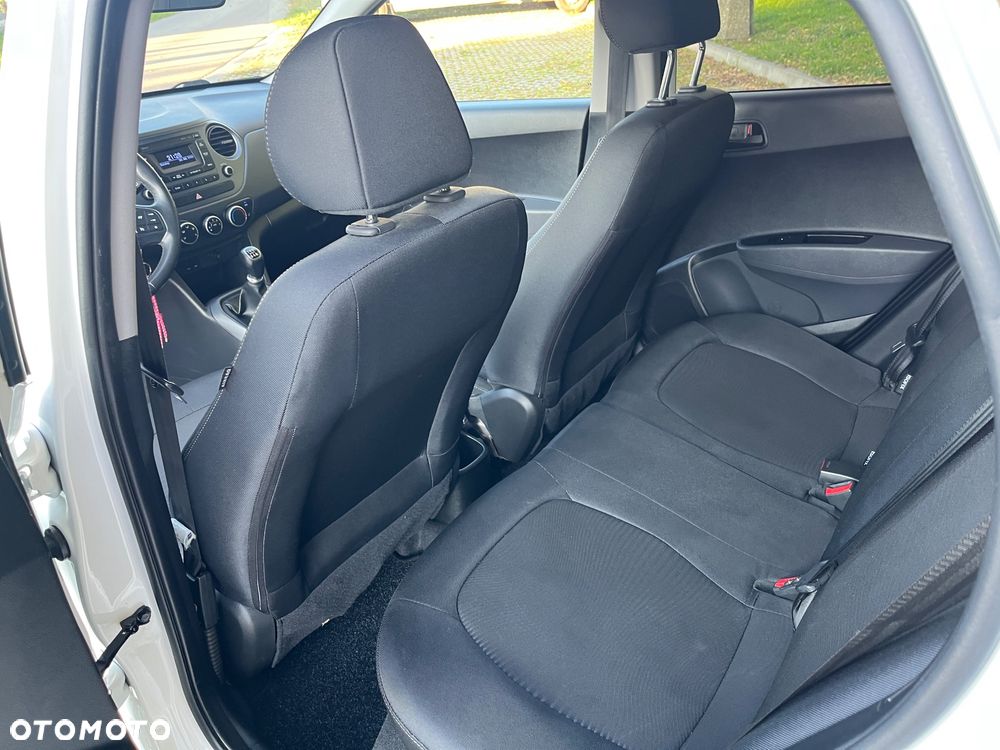 Hyundai i10 1.0 BlueDrive Premium - 12