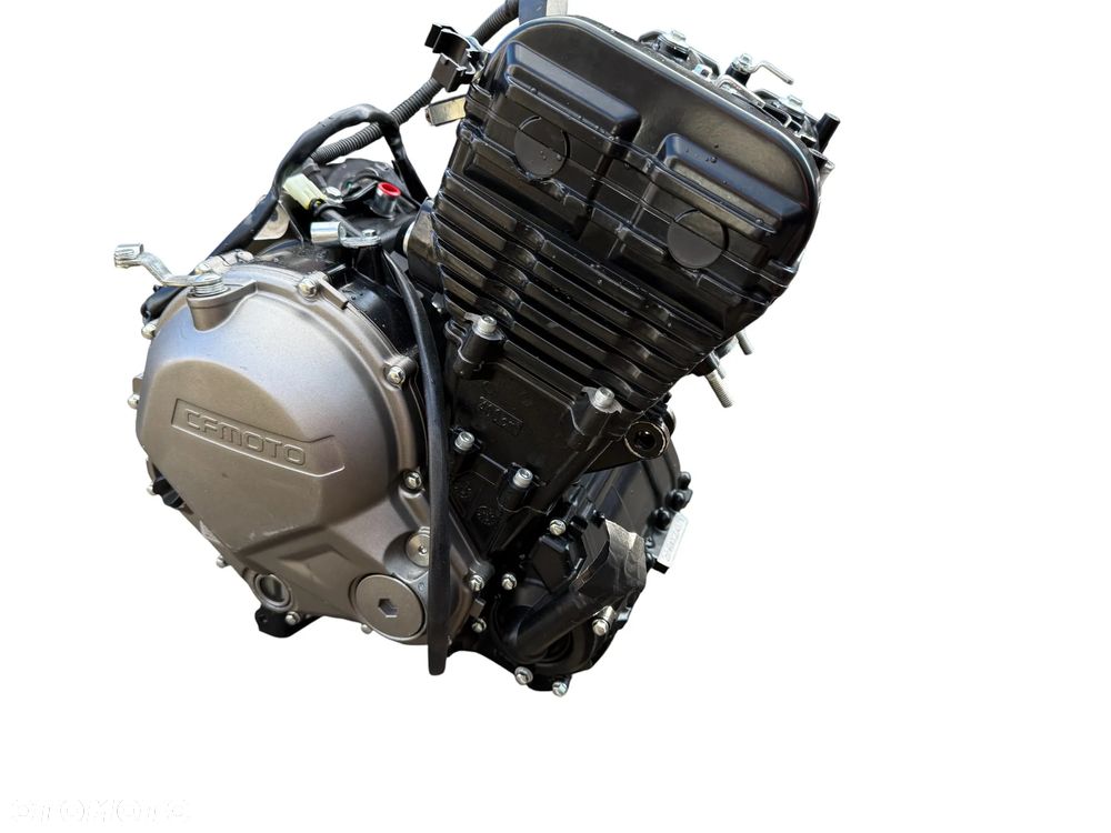 Silnik CF MOTO 400 GT    14Dni GW   970KM - 9
