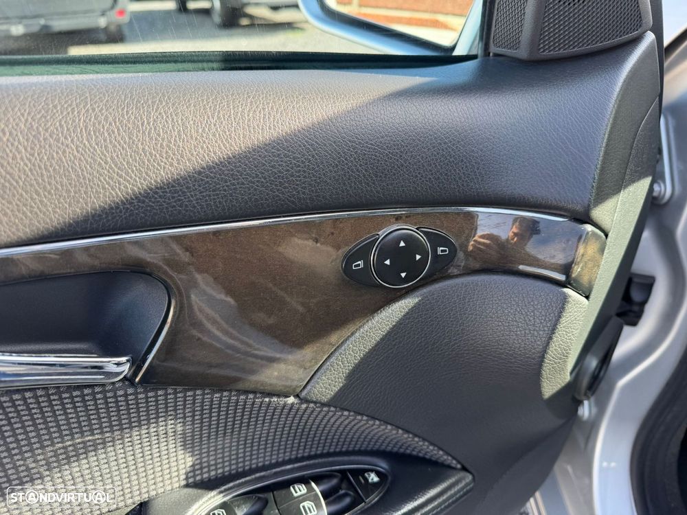 Mercedes-Benz E 220 CDI Avantgarde - 26