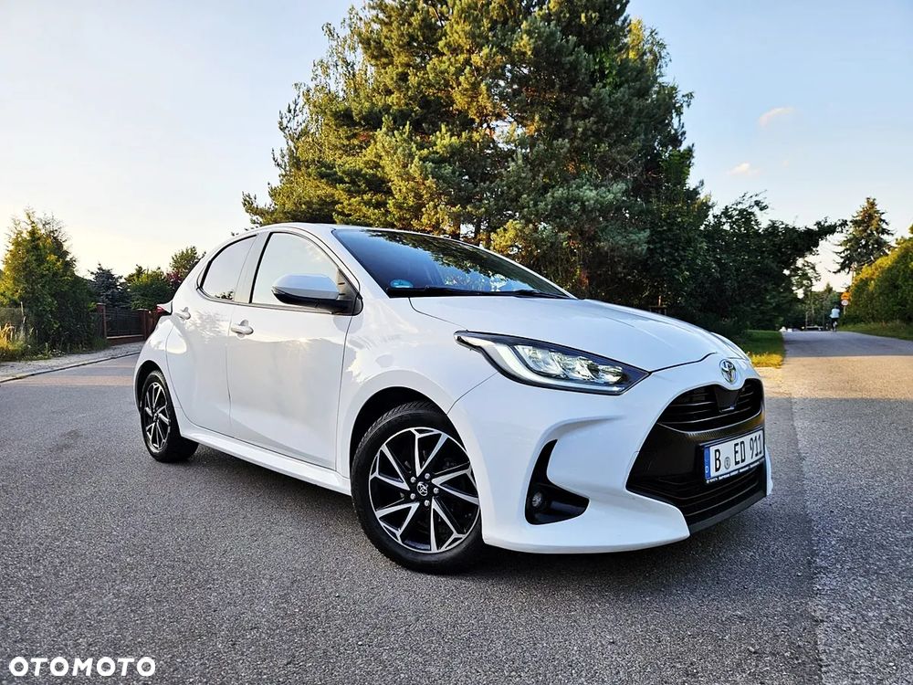 Toyota Yaris 1.5 VVT-i Team Deutschland - 6