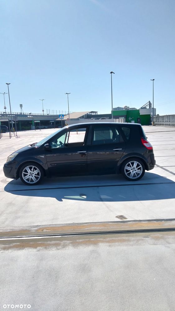 Renault Scenic 1.6 16V 110 Paris - 8