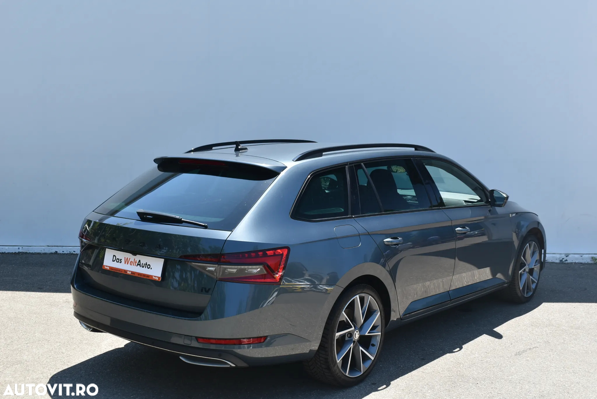 Skoda Superb Combi 1.4 TSI iV DSG Sportline - 5