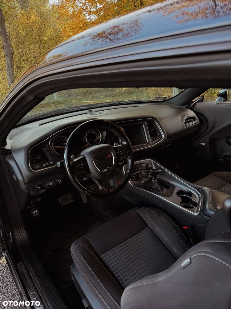 Dodge Challenger Automatik SXT Plus - 4