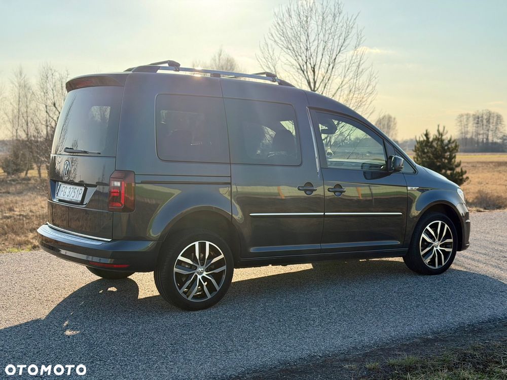 Volkswagen Caddy 2.0 TDI Highline 4Motion DSG - 9
