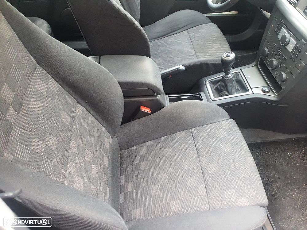 Opel Vectra GTS 1.9 CDTi - 3