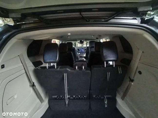 Chrysler Pacifica - 32