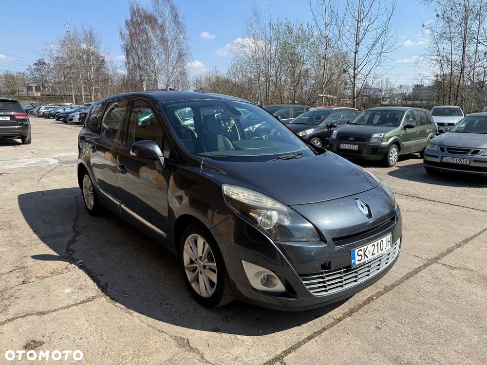 Renault Grand Scenic - 8