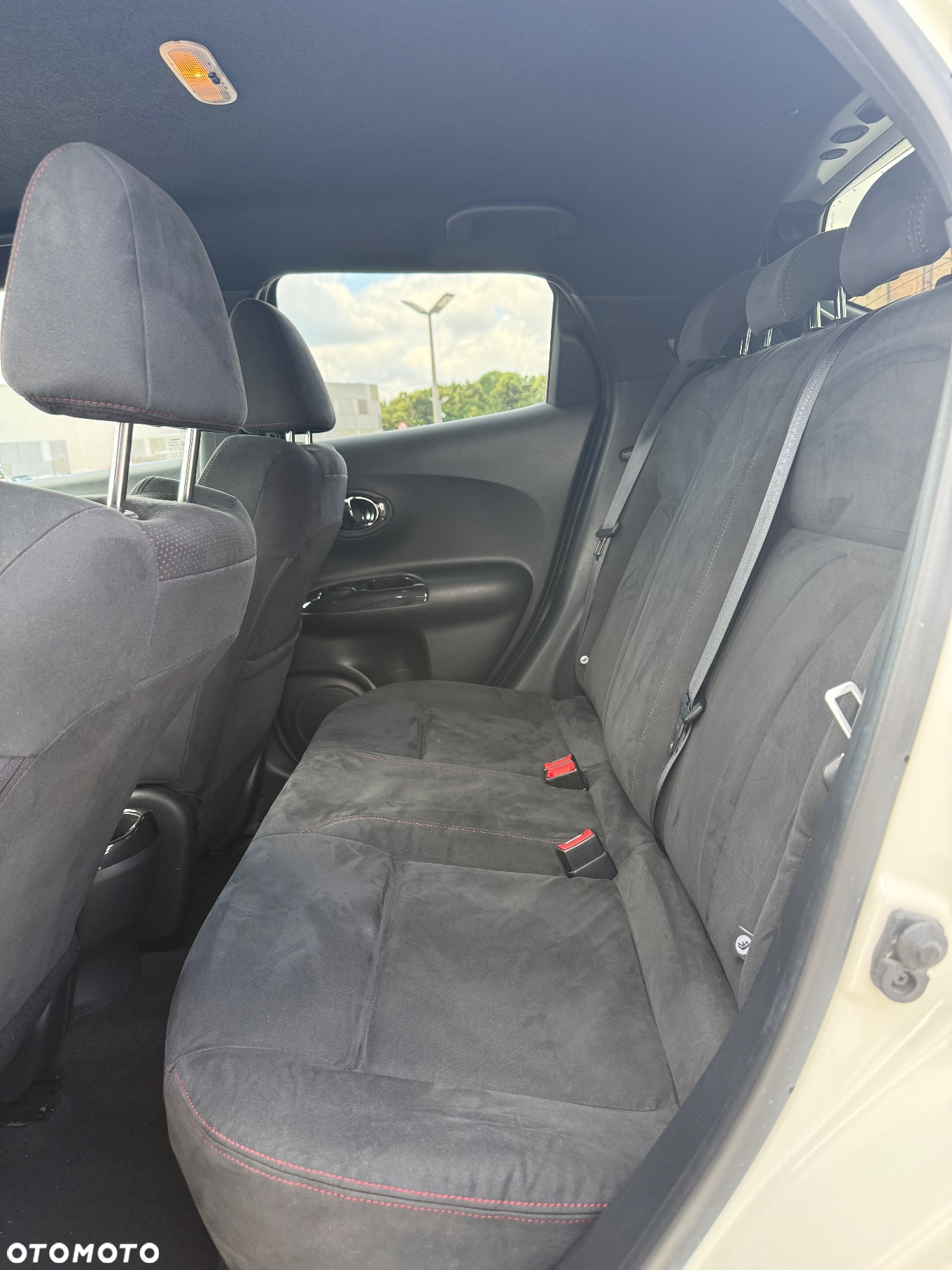 Nissan Juke 1.6 DIG-T Nismo RS 4WD Xtronic EU6 - 21