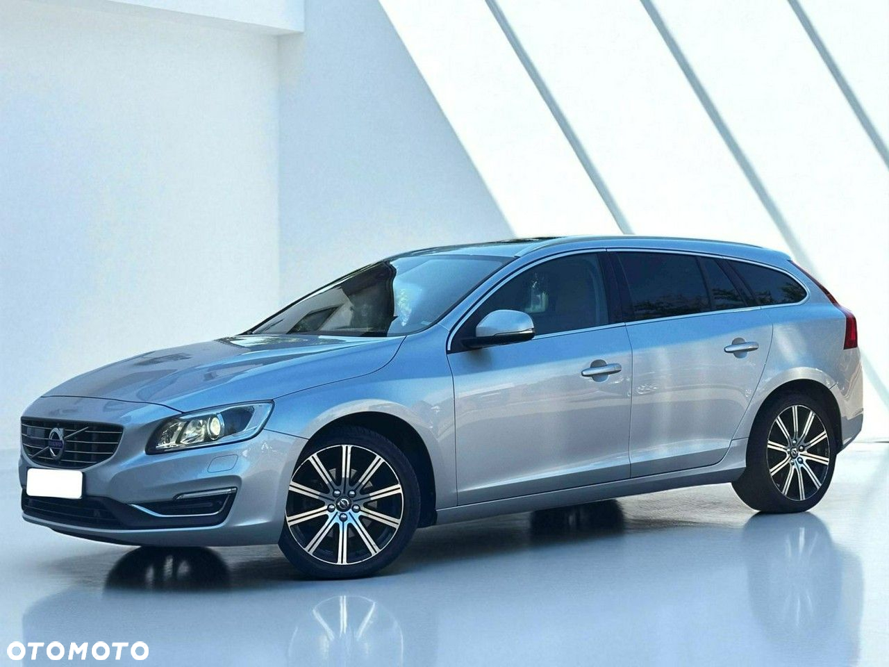 Volvo V60 D4 Geartronic Summum - 8