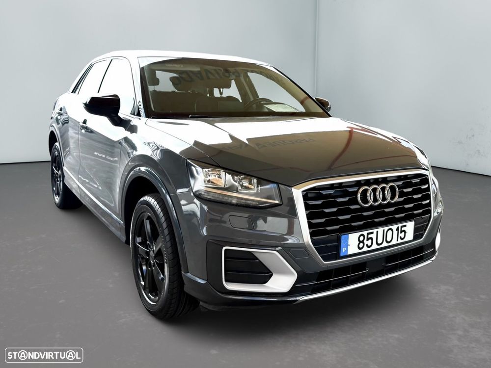 Audi Q2 1.0 TFSI Design — fotografia 4