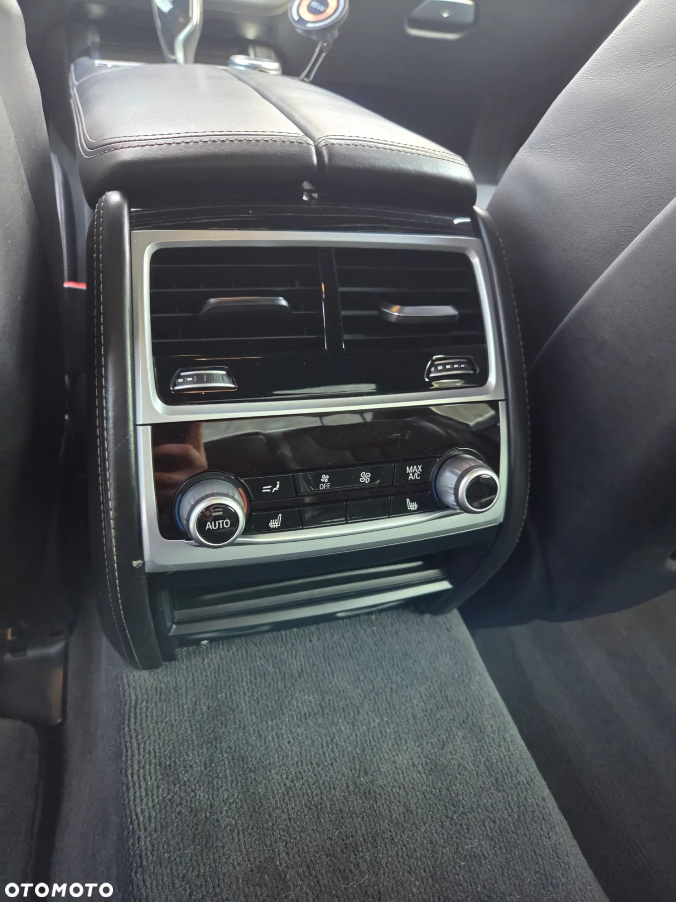 BMW Seria 7 750d xDrive - 13