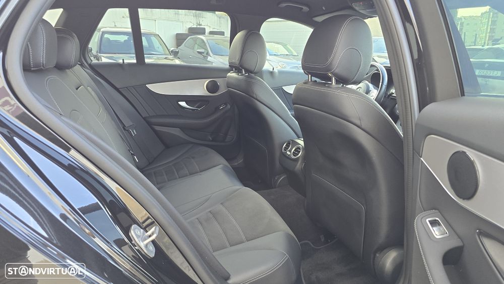 Mercedes-Benz C 300 de AMG Line - 12