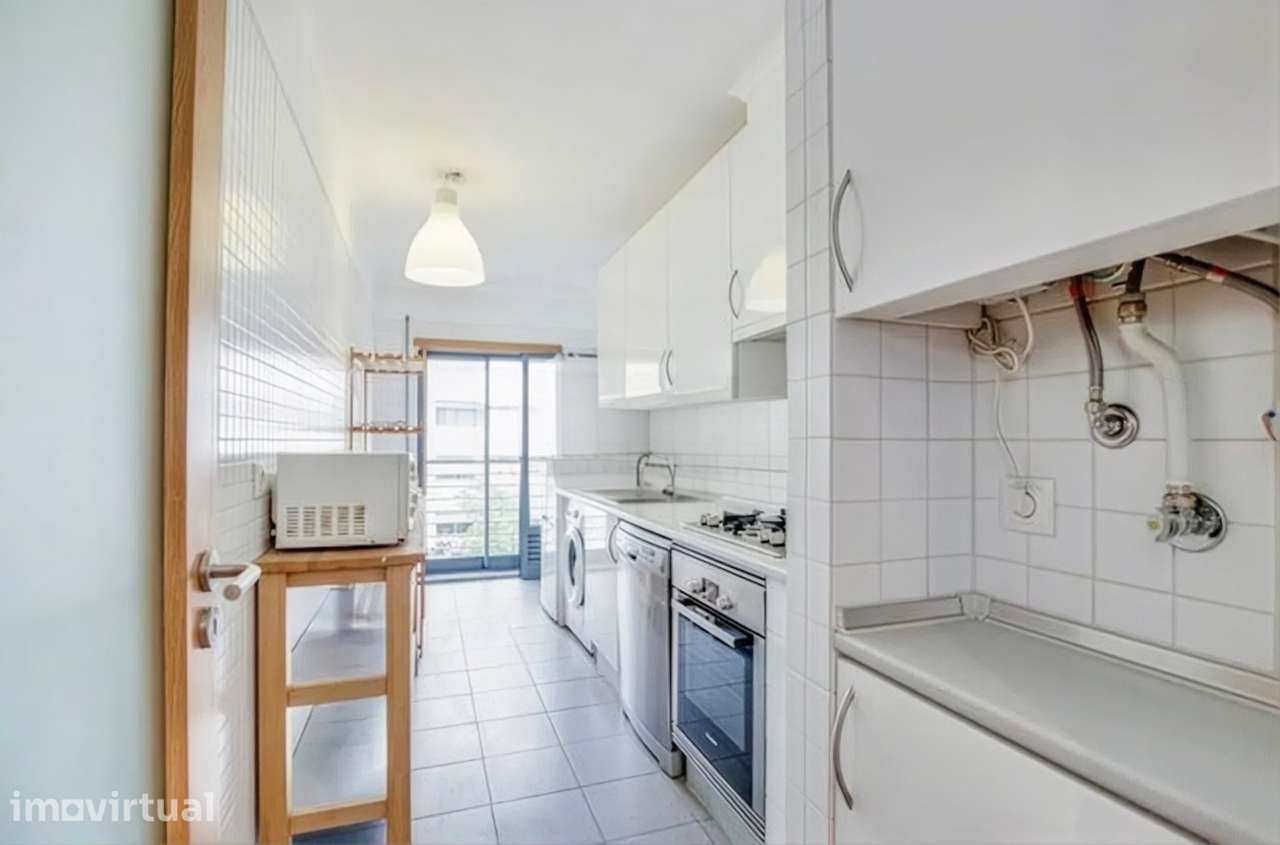 Apartamento T2 com garagem em Lumiar, Lisboa - Grande imagem: 4/13