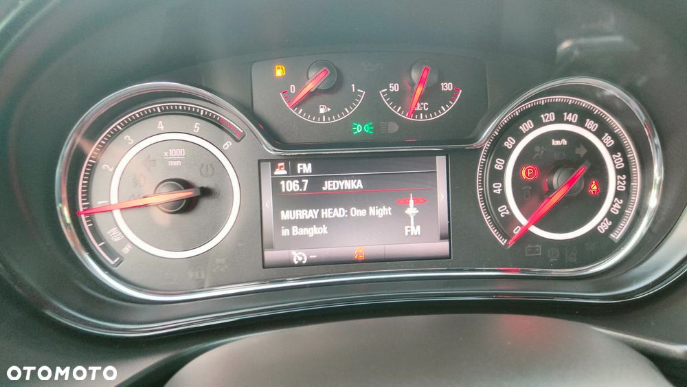 Opel Insignia - 28