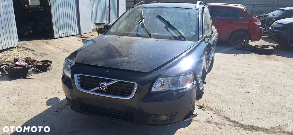 VOLVO V50 1,6D hdi rozrusznik - 2