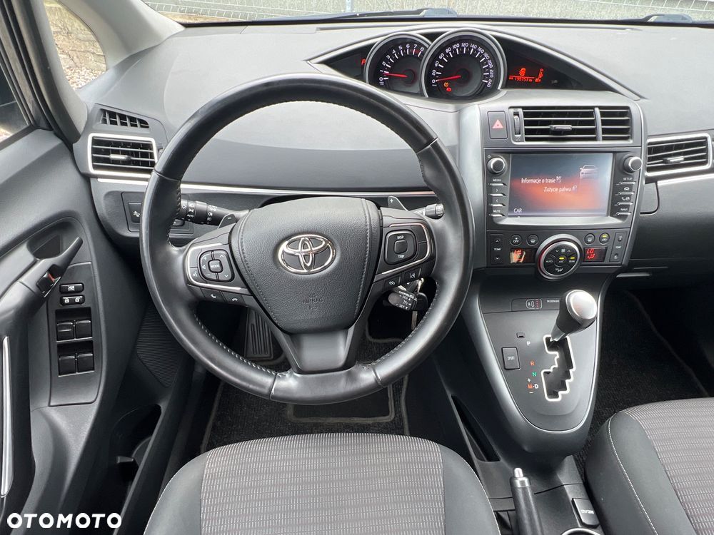 Toyota Verso - 19