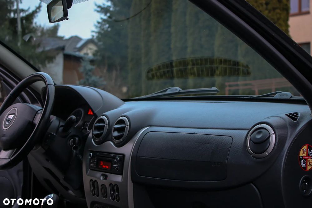 Dacia Duster 1.6 16V 105 4x2 Prestige - 21