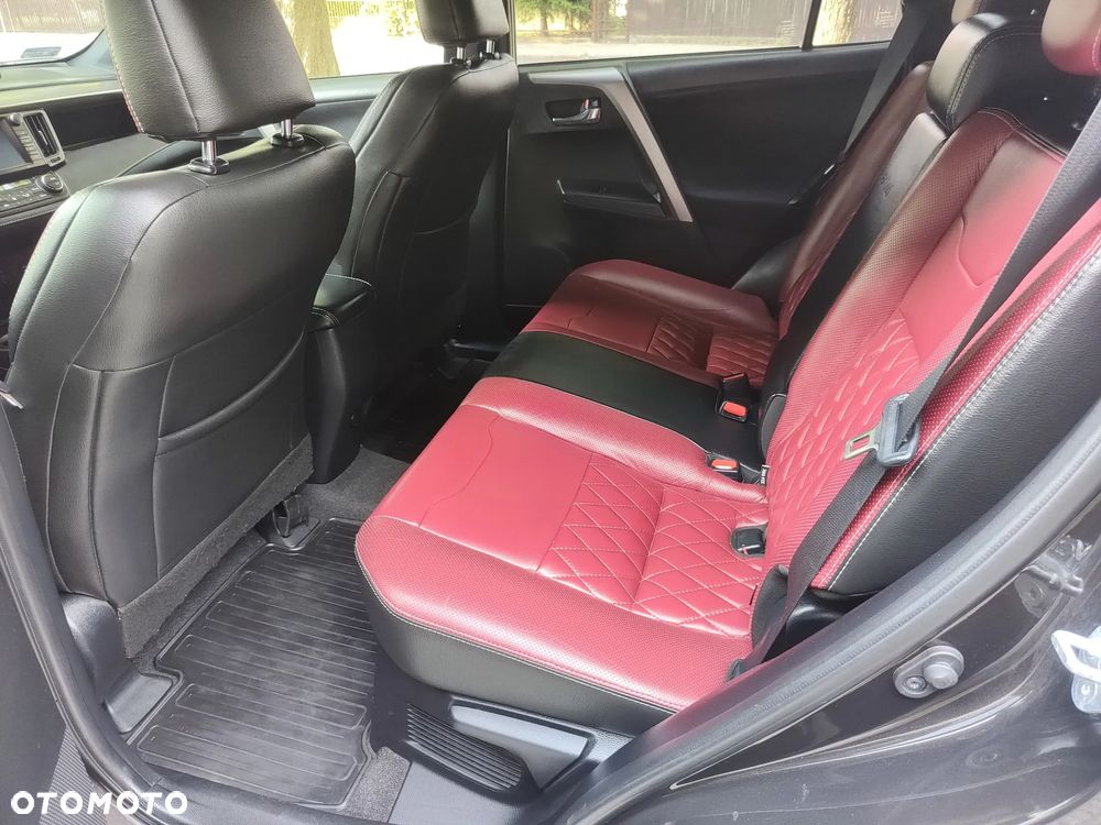 Toyota RAV4 - 22