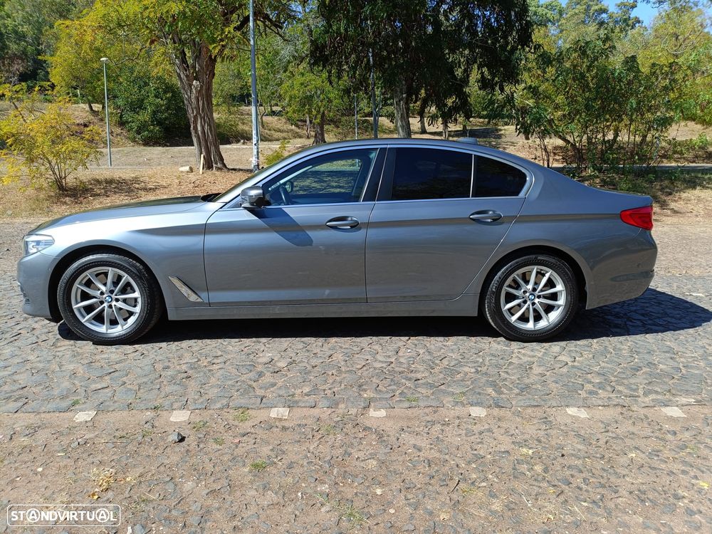 BMW 530 d xDrive Line Luxury Auto - 4