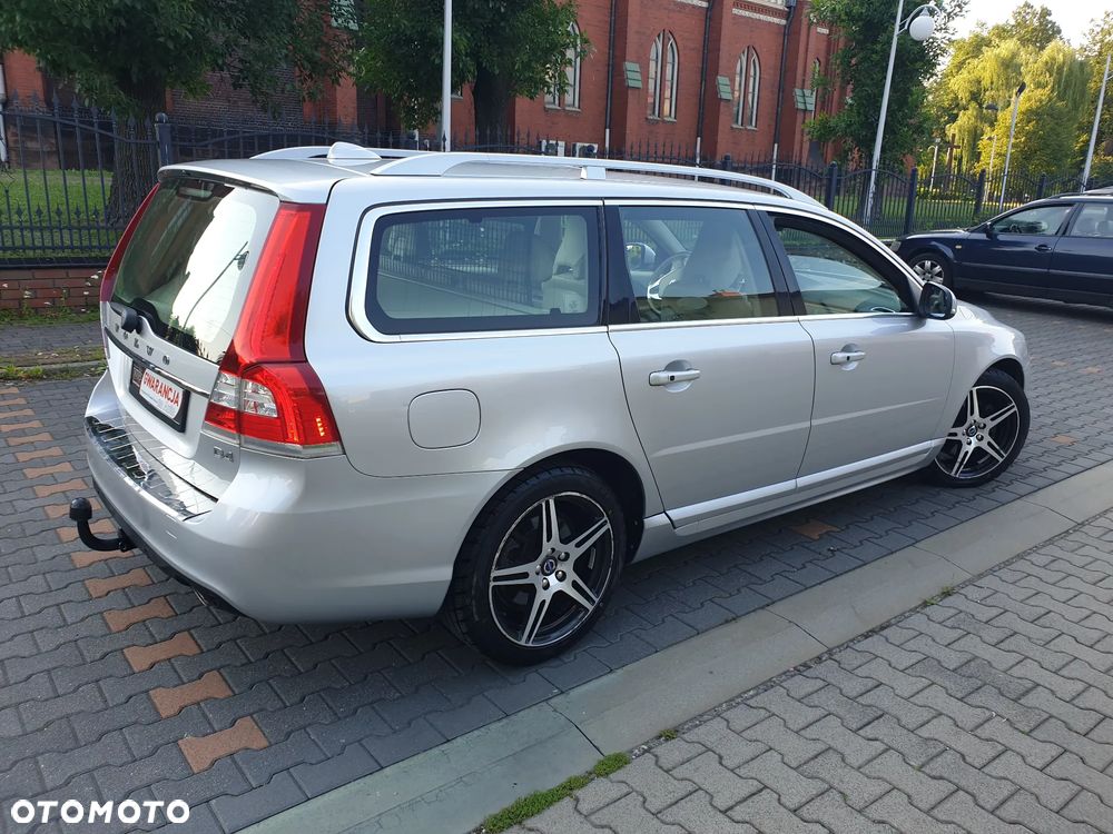 Volvo V70 D4 Geartronic Summum - 16