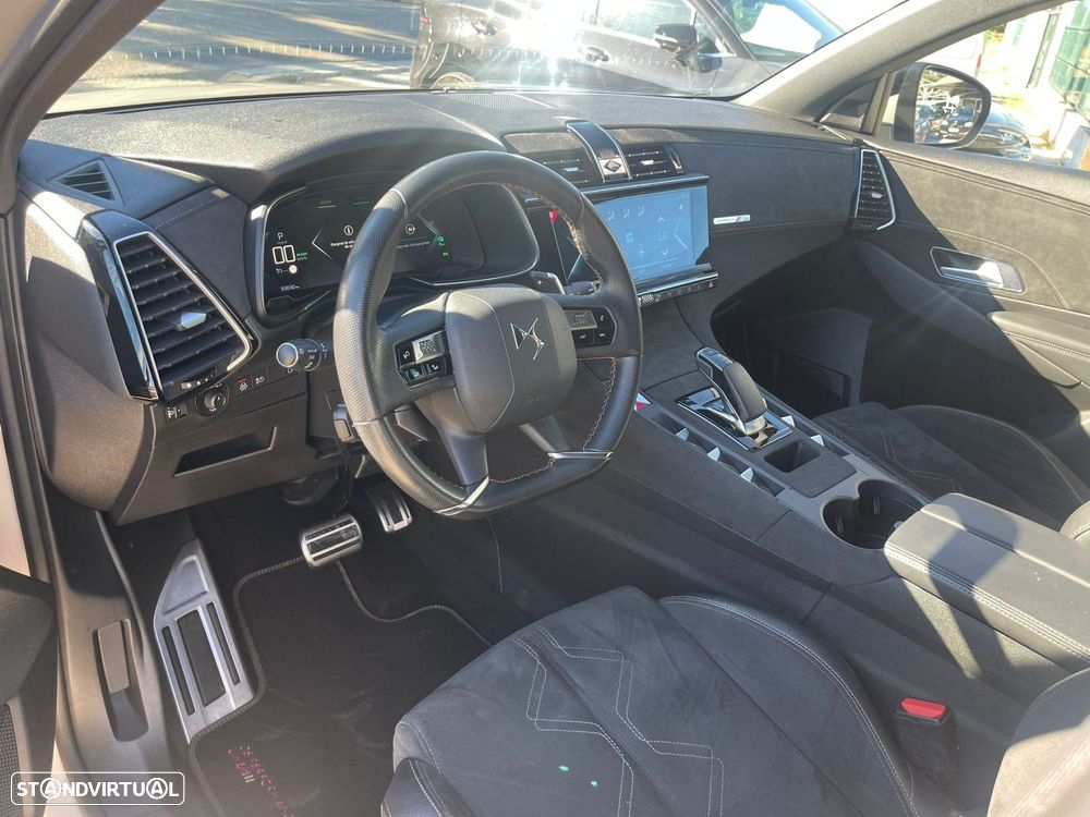 DS DS7 Crossback - 17