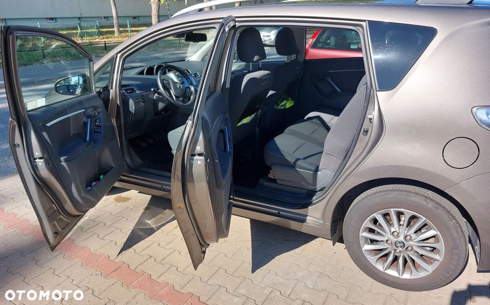 Toyota Verso 1.8 Premium 7os EU6 - 8