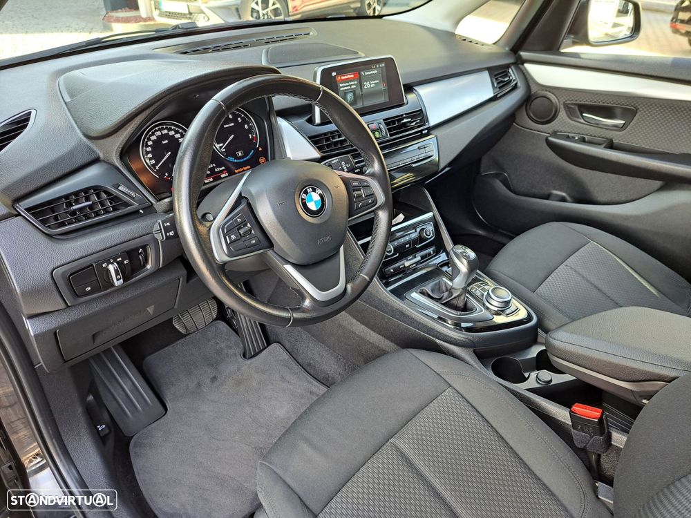 BMW 225xe Active Tourer - 5