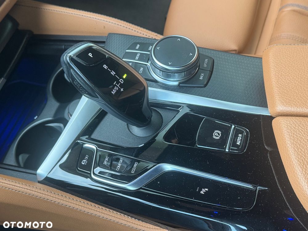 BMW Seria 5 540i xDrive mHEV M Sport sport - 31