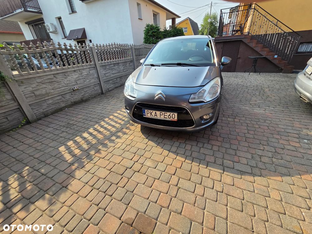 Citroen C3 2011 photo 2