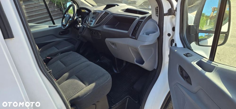 Ford Transit - 6