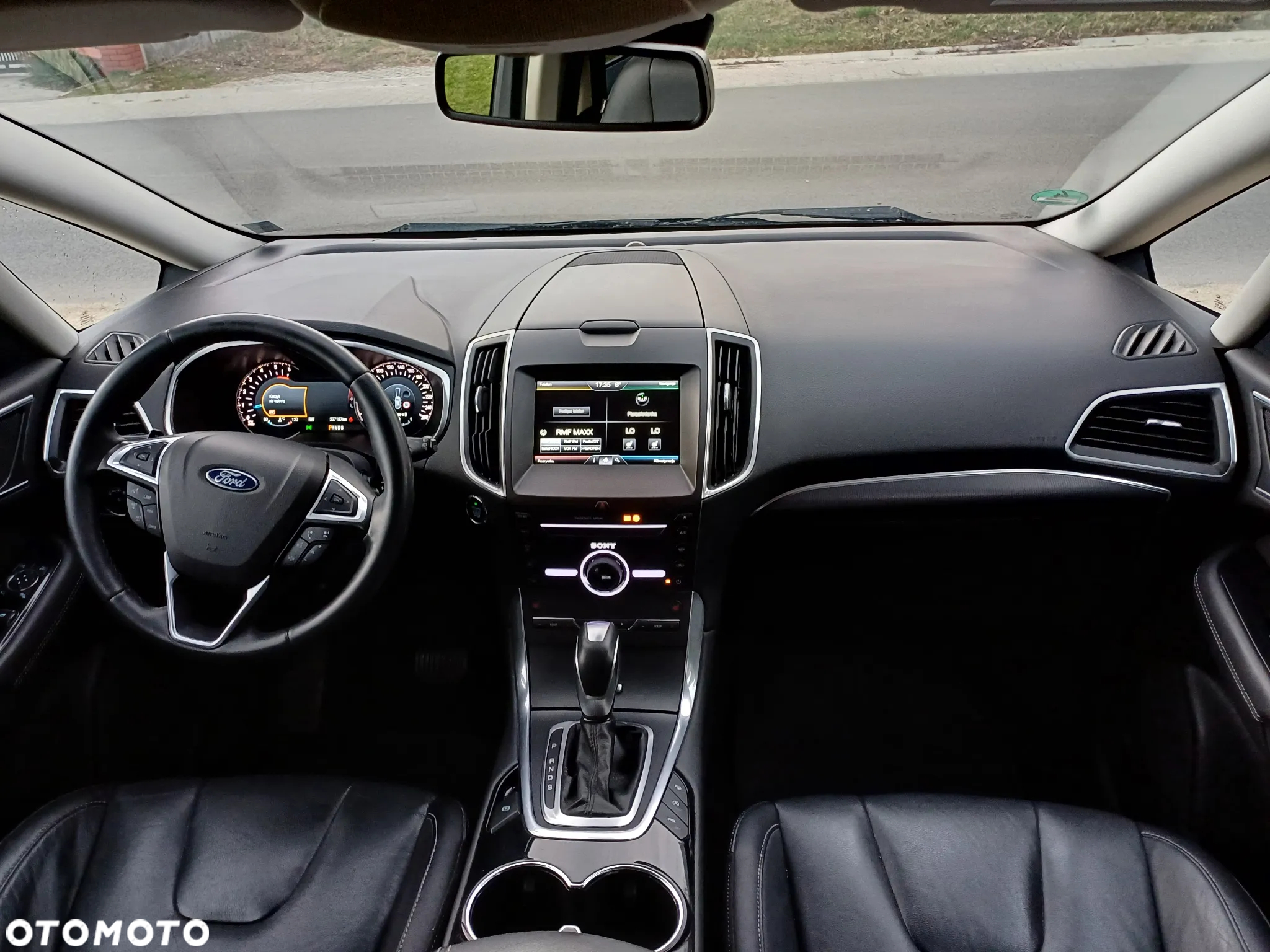 Ford S-Max 2.0 TDCi 4WD Titanium PowerShift - 16