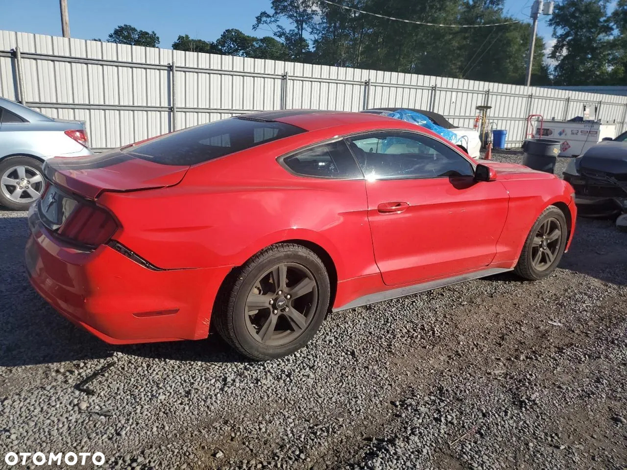 Ford Mustang - 5