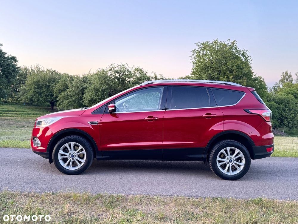 Ford Kuga 2.0 TDCi 2x4 Titanium - 11