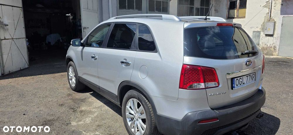 Kia Sorento - 2