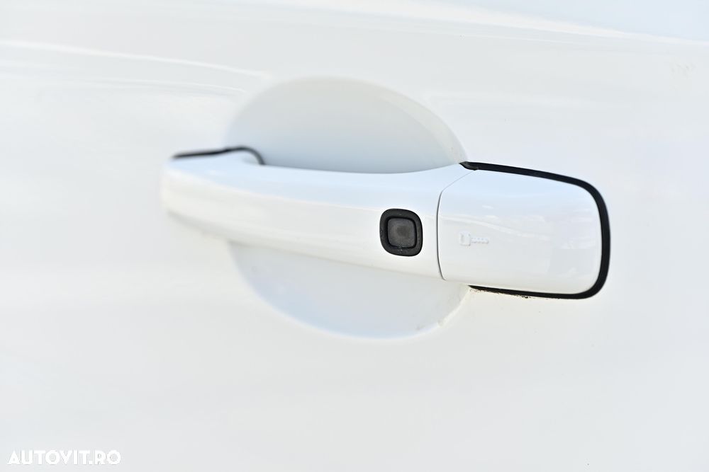 VOLVO XC60 2011 — imagine 12
