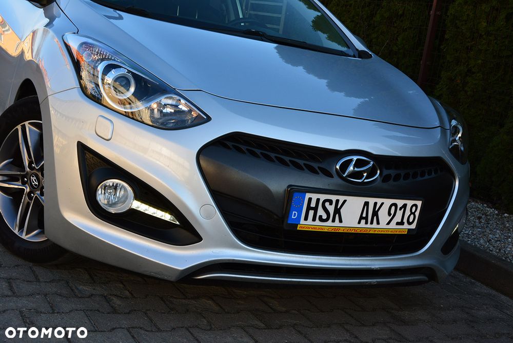 Hyundai i30 1.6 CRDi Premium - 14