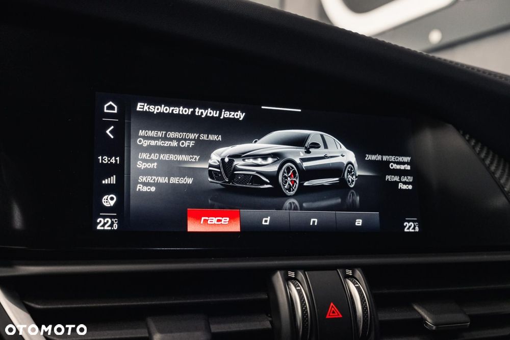 Alfa Romeo Giulia 2.9 Bi Turbo V6 Quadrifoglio - 25