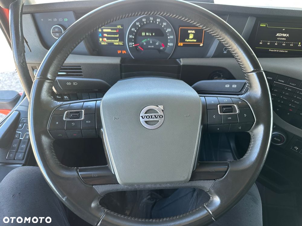 Volvo FH 500 8X2 WYWROTKA DO ZBOZA Z KOMPRESOREM - 16