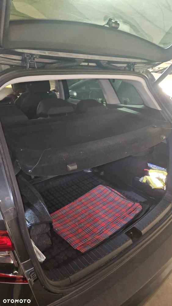Skoda Karoq 1.5 TSI ACT 4x2 Style DSG - 27
