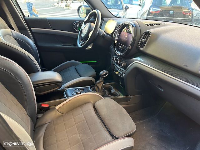 MINI Countryman Cooper SE Premium P. JCW Auto - 29