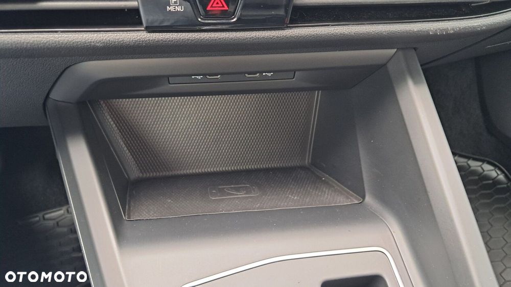 Volkswagen Golf 1.5 eTSI EVO Style DSG - 31
