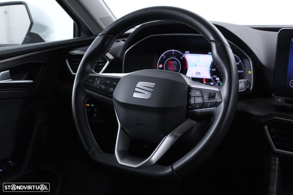 SEAT Leon 1.4 e-Hybrid Xcellence DSG - 17