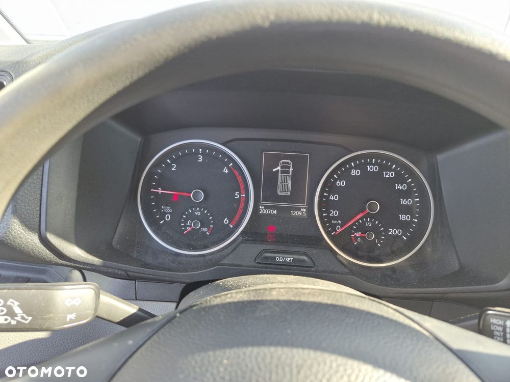 Volkswagen CRAFTER - 12