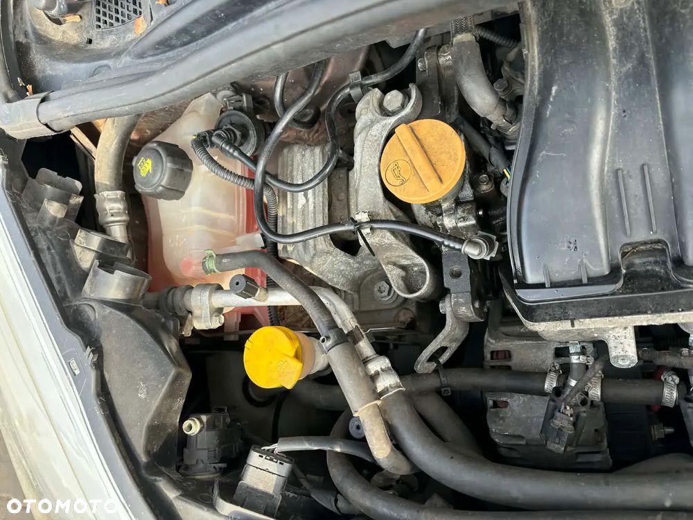 SILNIK RENAULT SCENIC III M4R713 - 4