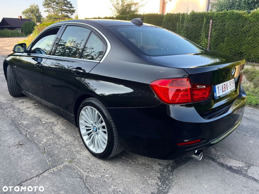 BMW Seria 3 320d Blue Performance Luxury Line - 12